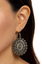 Load image into Gallery viewer, Paparazzi 🔆 Bohemian Badlands - Green Earrings