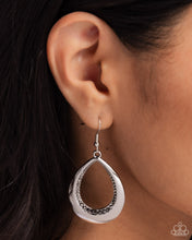 Load image into Gallery viewer, Paparazzi 🔆 Inner Iridescence - Silver Earrings