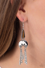 Load image into Gallery viewer, Paparazzi 🔆 Highland Haute - Brown Earrings