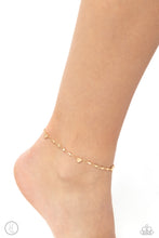 Load image into Gallery viewer, Paparazzi 🔆 Highlighting My Heart - Gold Anklet