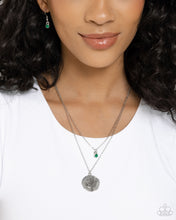 Load image into Gallery viewer, Paparazzi 🔆 Birthstone Beauty - Green Necklace