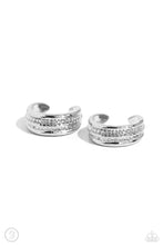 Load image into Gallery viewer, oak-sisters-jewelry-serrated-season-paparazzi-accessories-by-lisa
