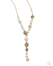 Load image into Gallery viewer, oak-sisters-jewelry-executive-expression-gold-necklace-paparazzi-accessories-by-lisa