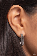 Load image into Gallery viewer, Paparazzi 🔆 Sinuous Silhouettes - Silver Earrings