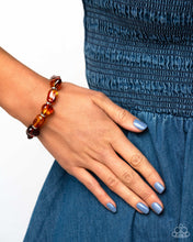 Load image into Gallery viewer, Paparazzi 🔆 GLASSY Genre - Brown Bracelet