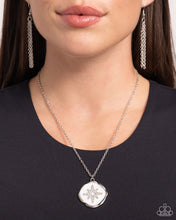Load image into Gallery viewer, Paparazzi 🔆 Soaring Stars - White Necklace