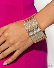 Load image into Gallery viewer, Paparazzi 🔆 Dramatic Diva - Gold Bracelet