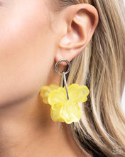 Load image into Gallery viewer, Paparazzi 🔆 Glassy Garden - Yellow Post Earrings
