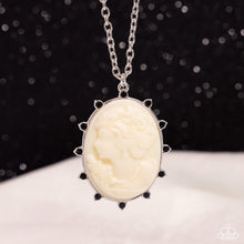 Load image into Gallery viewer, Paparazzi 🔆 Romantic Artistry - Black Necklace