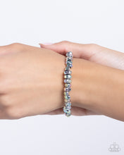 Load image into Gallery viewer, Paparazzi 🔆 Charming Caliber - Pink Bracelet