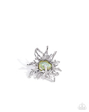 Load image into Gallery viewer, oak-sisters-jewelry-artistic-movement-green-ring-paparazzi-accessories-by-lisa