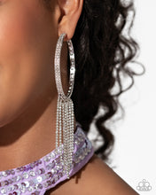 Load image into Gallery viewer, Paparazzi 🔆 Jaw-Dropping Jubilee - White Earrings