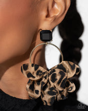 Load image into Gallery viewer, Paparazzi 🔆 Charming Cheetah - Gold Post Earrings
