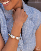 Load image into Gallery viewer, Paparazzi 🔆 Breathtaking Balance - White Bracelet