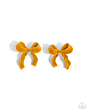 Load image into Gallery viewer, oak-sisters-jewelry-dapper-dedication-yellow-post earrings-paparazzi-accessories-by-lisa