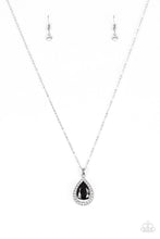 Load image into Gallery viewer, oak-sisters-jewelry-because-im-queen-black-necklace-paparazzi-accessories-by-lisa