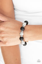 Load image into Gallery viewer, Paparazzi 🔆 So Not Sorry - Black Bracelet