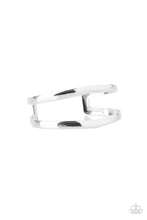 Load image into Gallery viewer, oak-sisters-jewelry-palm-trees-and-pyramids-paparazzi-accessories-by-lisa