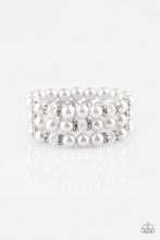 Load image into Gallery viewer, oak-sisters-jewelry-undeniably-dapper-silver-bracelet-paparazzi-accessories-by-lisa