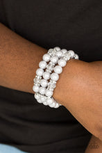 Load image into Gallery viewer, Paparazzi 🔆 Undeniably Dapper - Silver Bracelet