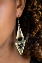 Load image into Gallery viewer, Paparazzi 🔆 El Paso Edge - Brass Earrings