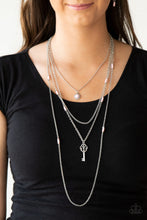 Load image into Gallery viewer, Paparazzi 🔆 Key Keynote - Pink Necklace