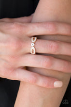 Load image into Gallery viewer, Paparazzi 🔆 Extra Side Of Elegance - Rose Gold Ring