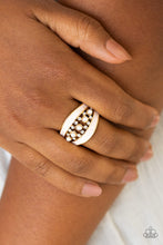 Load image into Gallery viewer, Paparazzi 🔆 Royal Treasury - Gold Ring