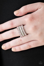 Load image into Gallery viewer, Paparazzi 🔆 Treasury Fund - Pink Ring
