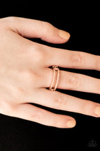 Load image into Gallery viewer, Paparazzi 🔆 I Need Space - Rose Gold Ring
