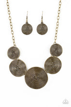Load image into Gallery viewer, oak-sisters-jewelry-deserves-a-medal-brass-necklace-paparazzi-accessories-by-lisa