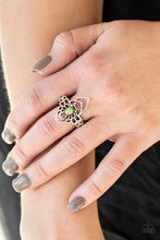 Load image into Gallery viewer, Paparazzi 🔆 Taj MAHALO - Green Ring