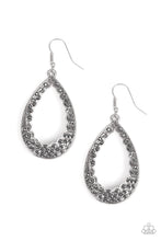 Load image into Gallery viewer, oak-sisters-jewelry-royal-treatment-silver-earrings-paparazzi-accessories-by-lisa