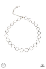 Load image into Gallery viewer, oak-sisters-jewelry-metro-spunk-silver-necklace-paparazzi-accessories-by-lisa