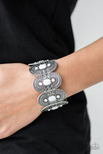Load image into Gallery viewer, Paparazzi 🔆 Turn Up The TROPICAL Heat - White Bracelet