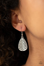 Load image into Gallery viewer, Paparazzi 🔆 Large As Life - Silver Necklace