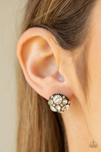 Load image into Gallery viewer, Paparazzi 🔆 Diamond Daze - Brass Post Earrings