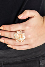 Load image into Gallery viewer, Paparazzi 🔆 Tropical Gardens - Rose Gold Ring