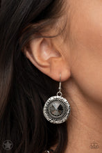 Load image into Gallery viewer, Paparazzi π Global Glamour Necklace