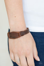 Load image into Gallery viewer, Paparazzi 🔆 Plainly Pioneer - Brown Bracelet