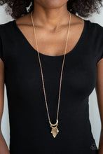 Load image into Gallery viewer, Paparazzi 🔆 Trendsetting Trinket - Gold Necklace