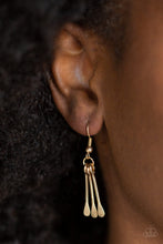 Load image into Gallery viewer, Paparazzi 🔆 Trendsetting Trinket - Gold Necklace
