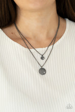 Load image into Gallery viewer, Paparazzi 🔆 Modern Minimalist - Black Necklace