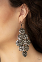 Load image into Gallery viewer, Paparazzi π Metro Trend - Black Earrings