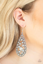Load image into Gallery viewer, Paparazzi 🔆 Drop-Dead Dazzle - White Earrings
