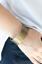 Load image into Gallery viewer, Paparazzi 🔆 Garden Variety - Brass Bracelet