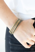 Load image into Gallery viewer, Paparazzi 🔆 Full Circle - Brass Bracelet