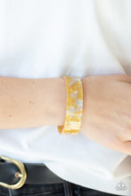 Load image into Gallery viewer, Paparazzi 🔆 Glaze Daze - Yellow Bracelet