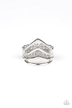 Load image into Gallery viewer, oak-sisters-jewelry-the-main-point-silver-ring-paparazzi-accessories-by-lisa