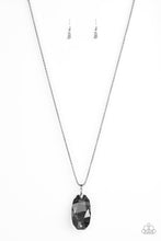 Load image into Gallery viewer, oak-sisters-jewelry-gemstone-grandeur-silver-necklace-paparazzi-accessories-by-lisa